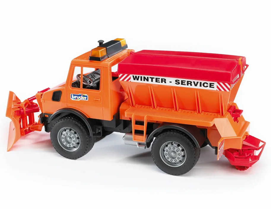 BRUDER MB Unimog Winterdienst mit Räumschild und Streuwerk